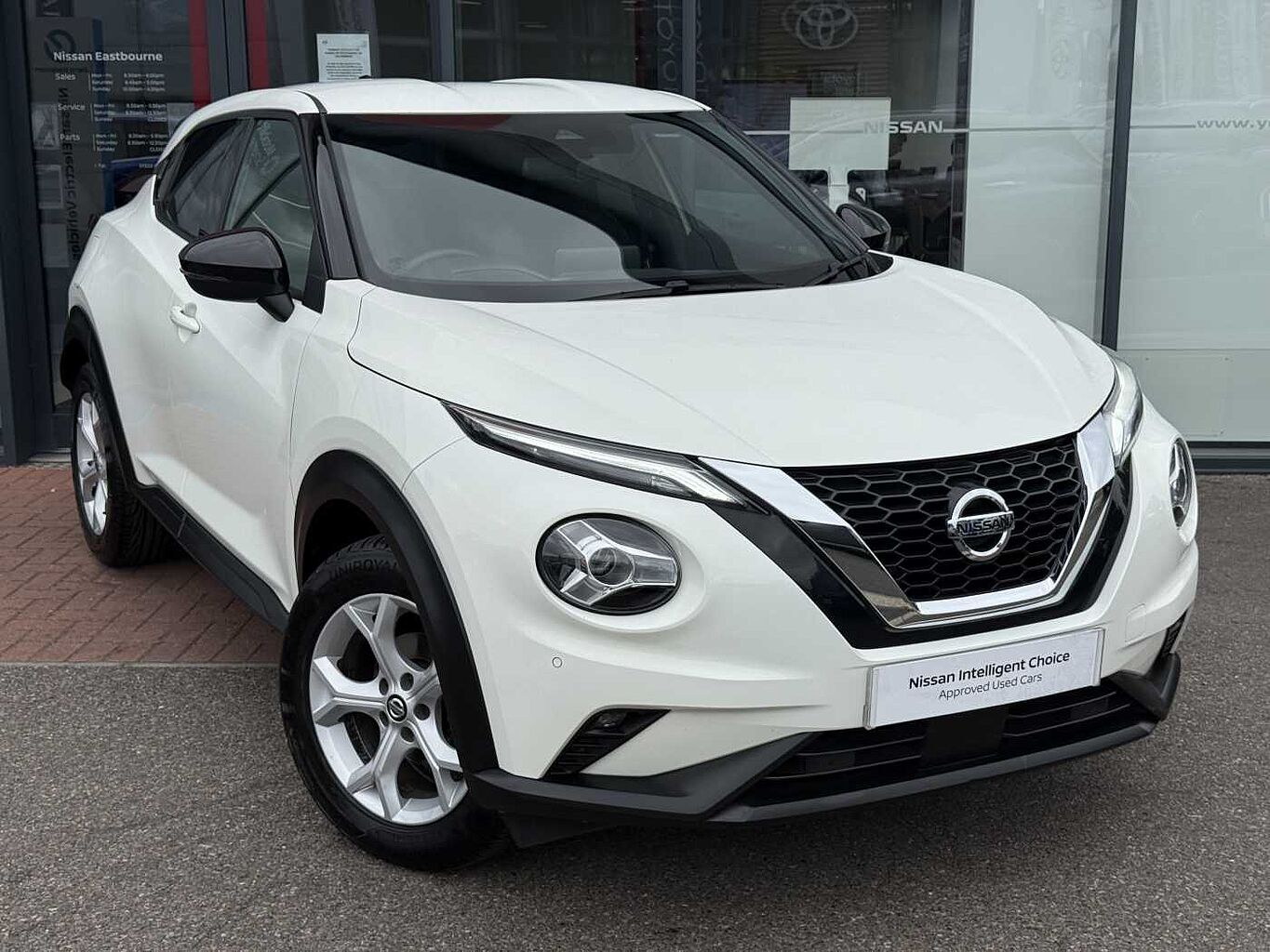 Main listing image - Nissan Juke