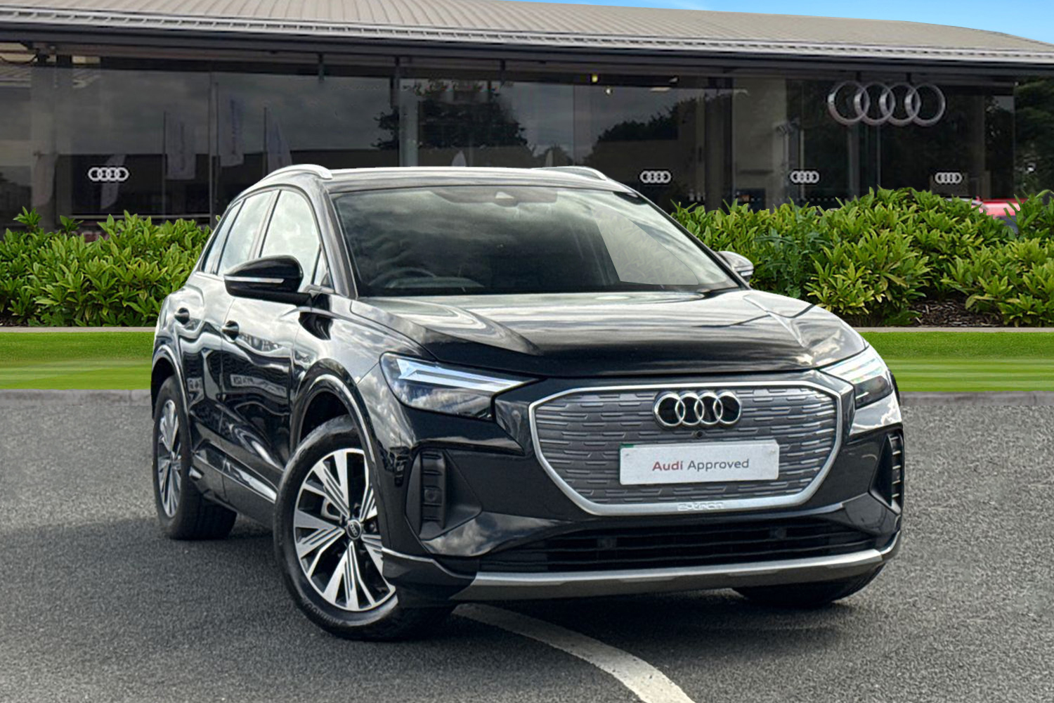 Main listing image - Audi Q4