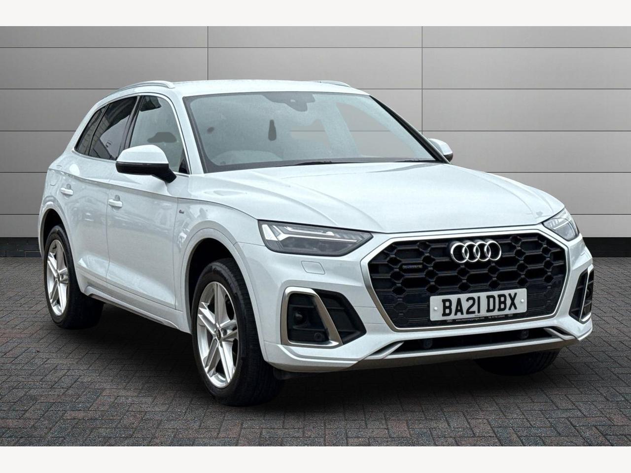 Main listing image - Audi Q5