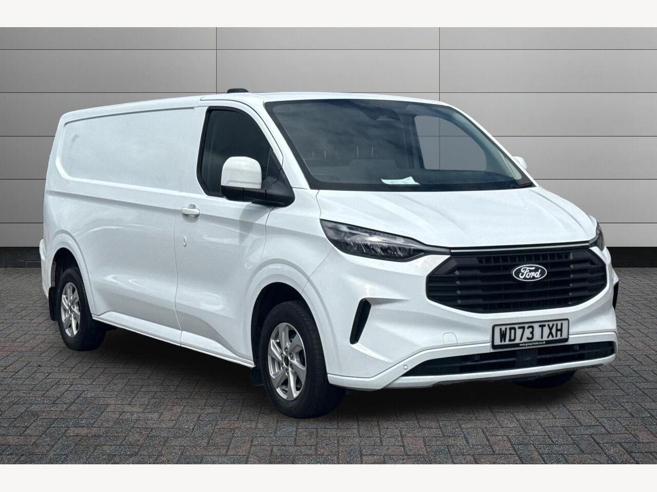 Main listing image - Ford Transit Custom