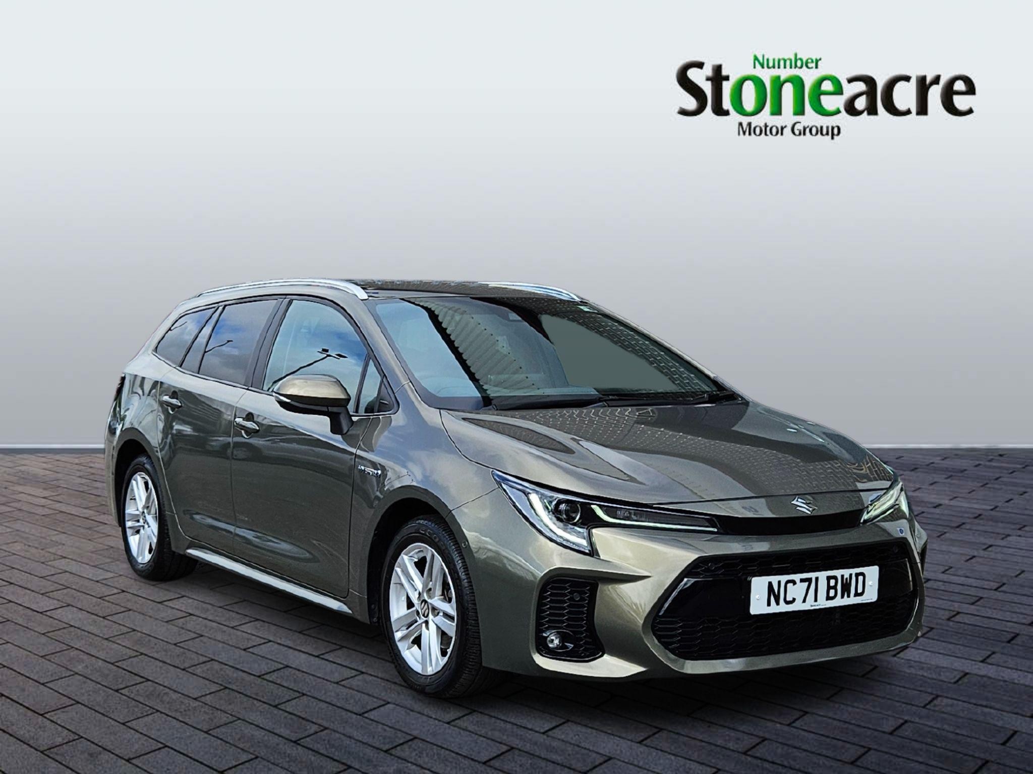 Main listing image - Suzuki Swace