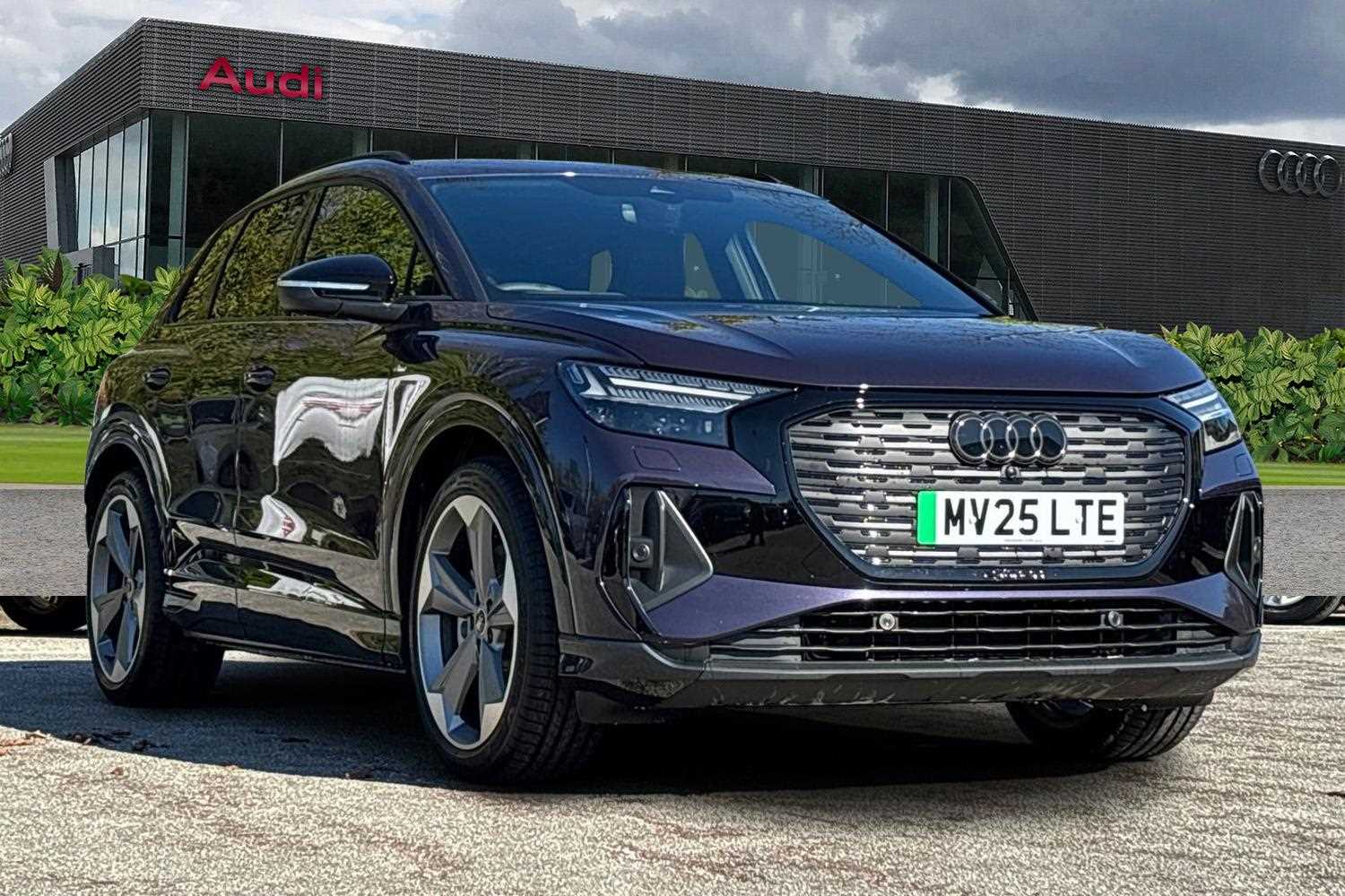 Main listing image - Audi Q4