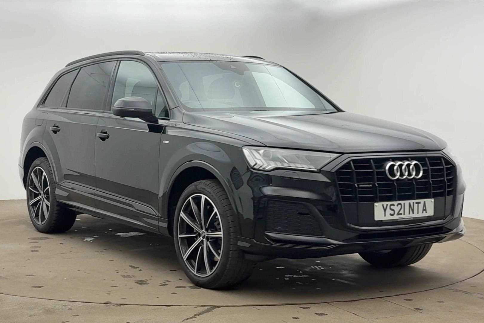 Main listing image - Audi Q7