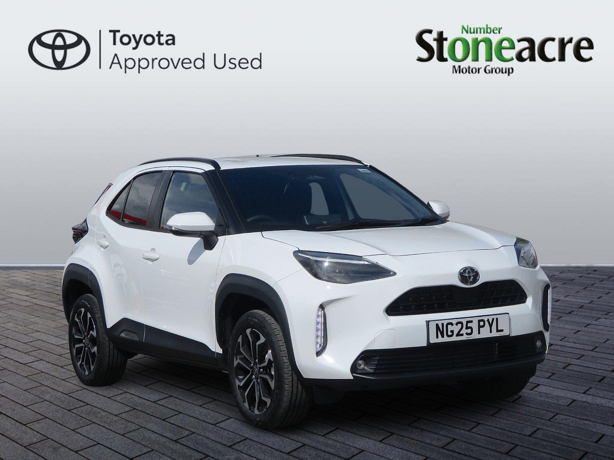 Main listing image - Toyota Yaris Cross