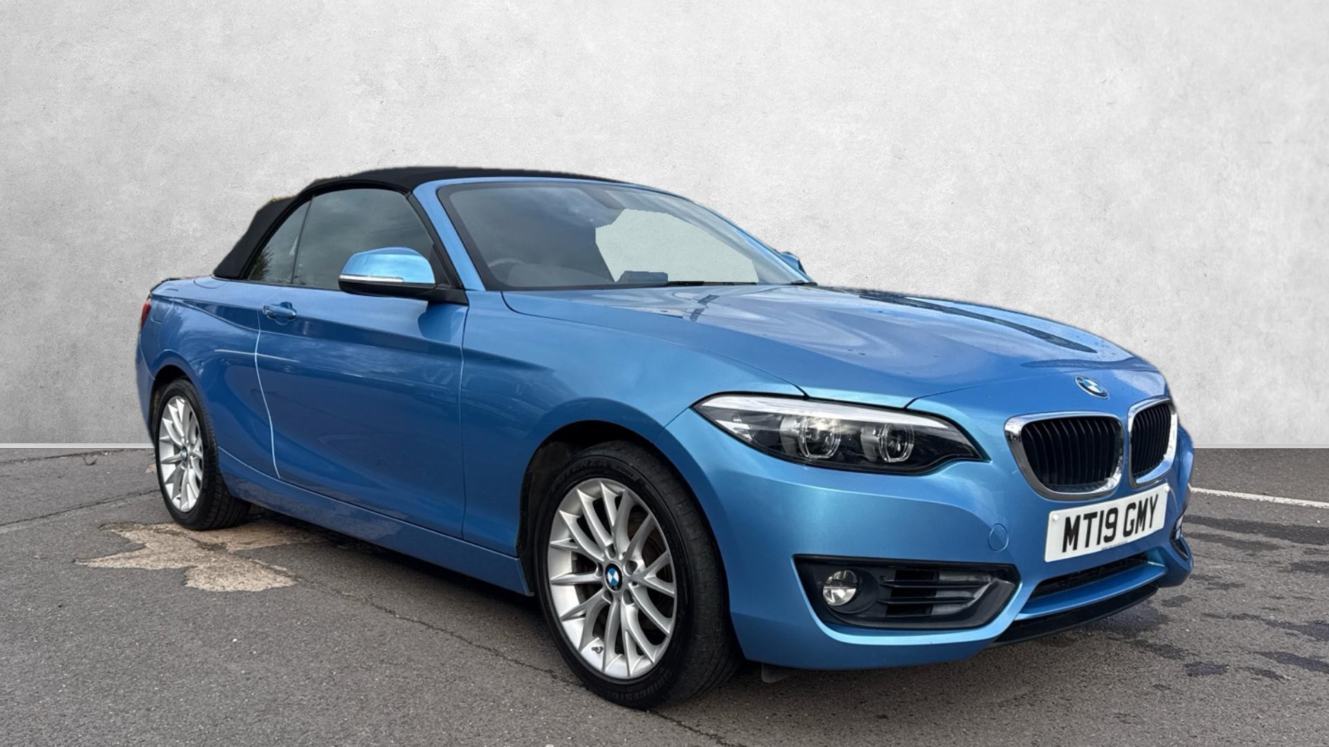Main listing image - BMW 2 Series Convertible