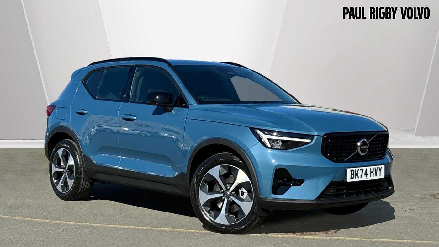 Main listing image - Volvo XC40