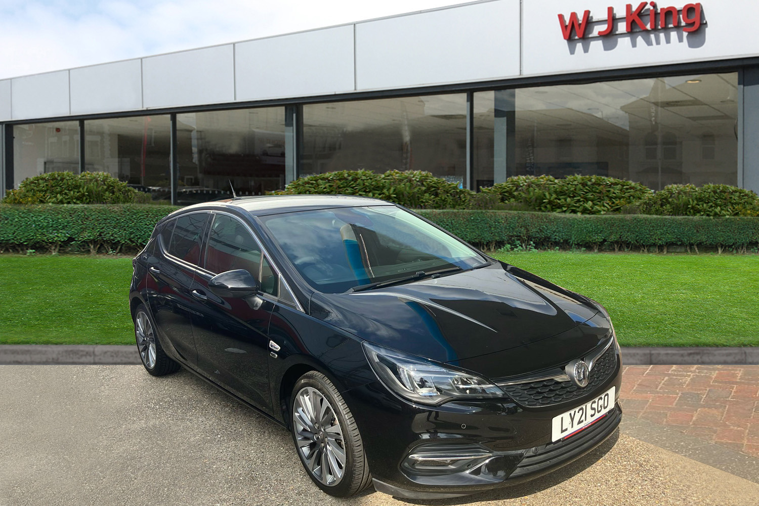 Main listing image - Vauxhall Astra