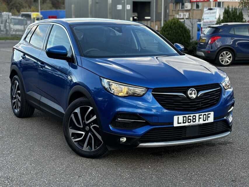 Main listing image - Vauxhall Grandland X