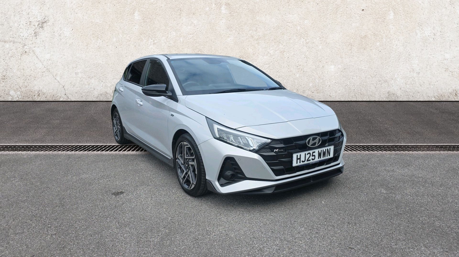 Main listing image - Hyundai i20