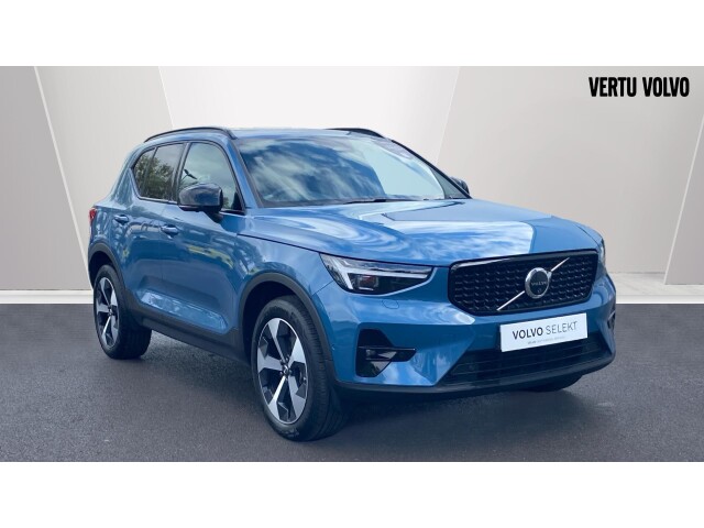 Main listing image - Volvo XC40