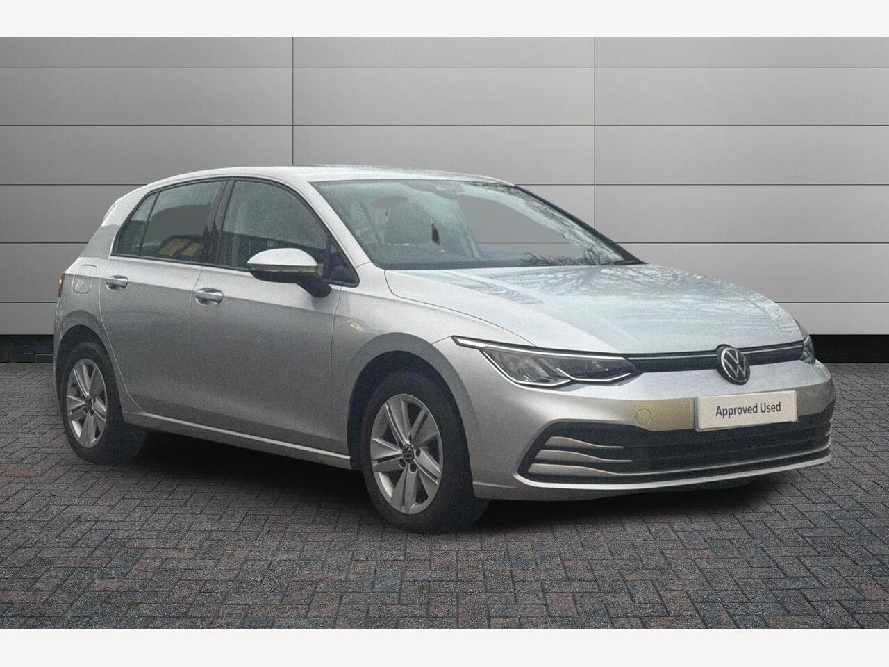 Main listing image - Volkswagen Golf