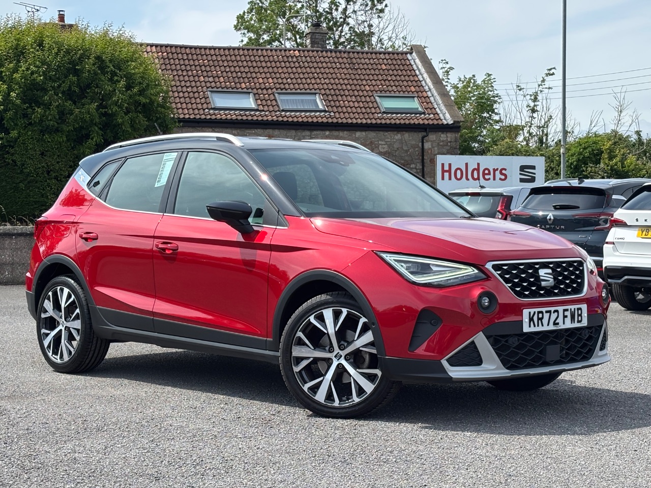 Main listing image - SEAT Arona