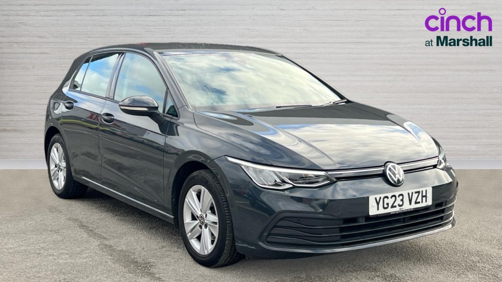 Main listing image - Volkswagen Golf