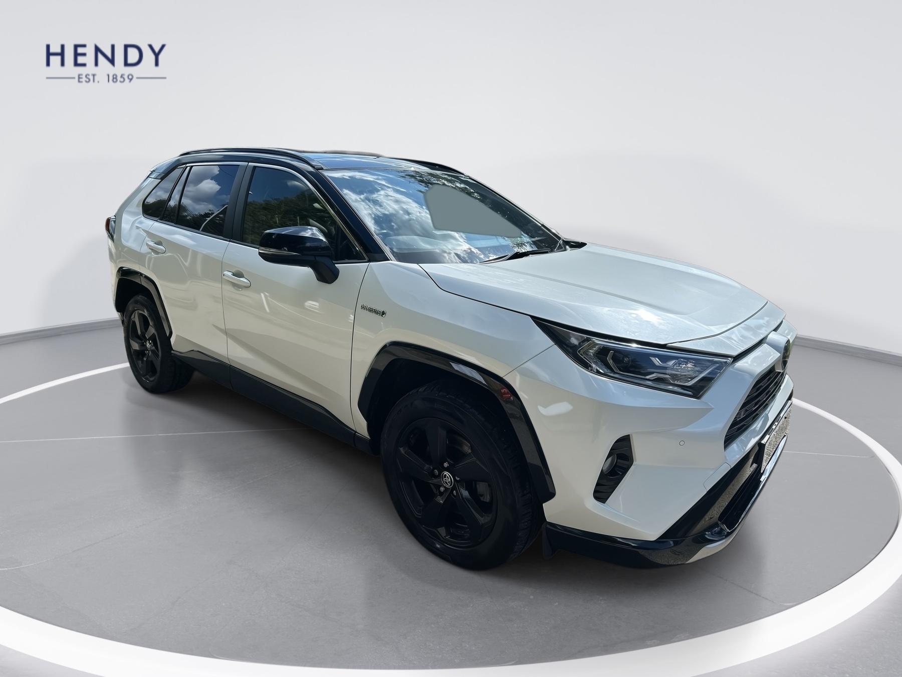 Main listing image - Toyota RAV4