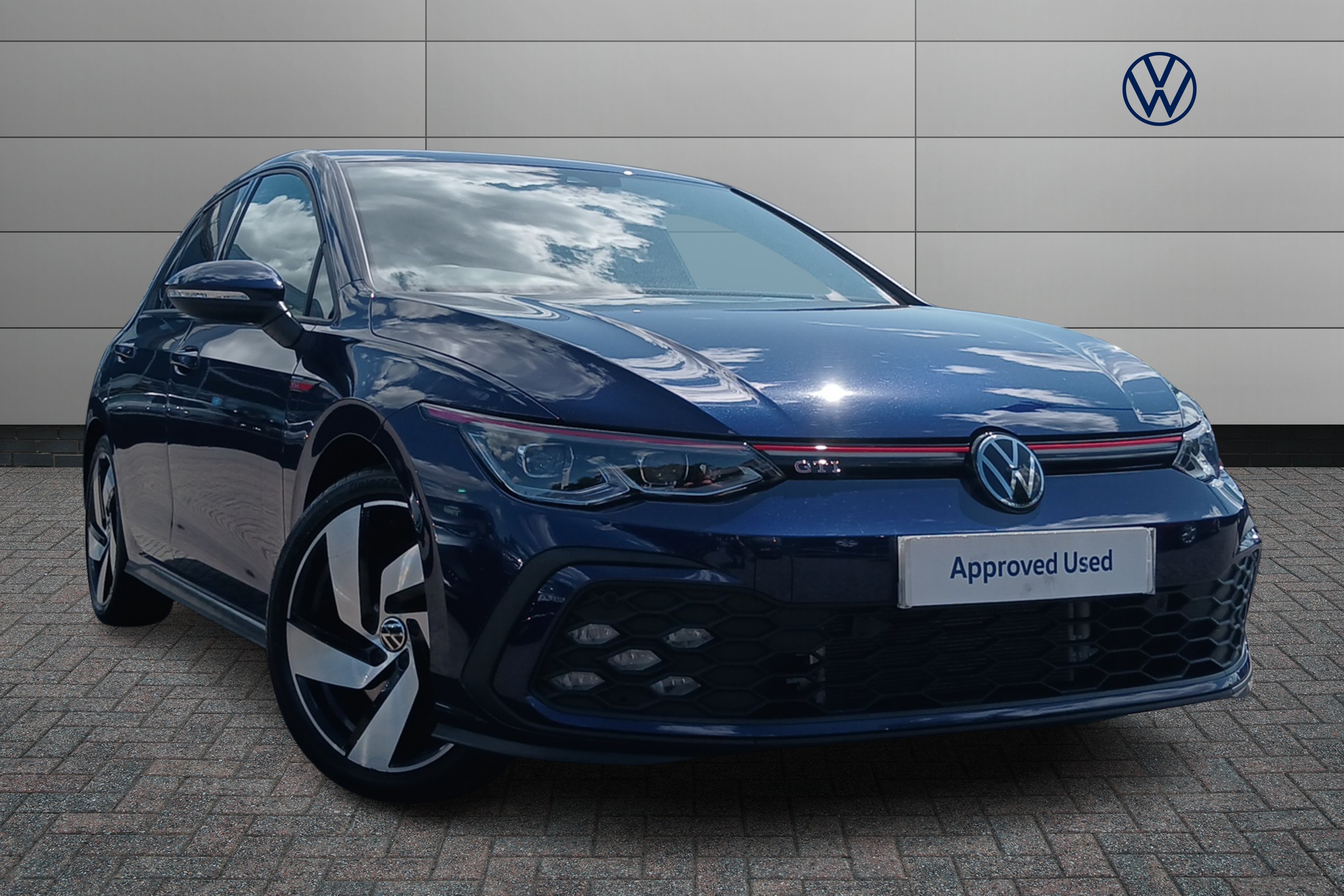 Main listing image - Volkswagen Golf GTI
