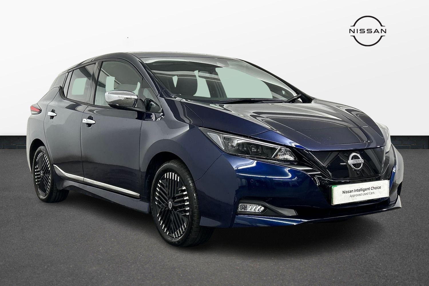 Main listing image - Nissan Leaf