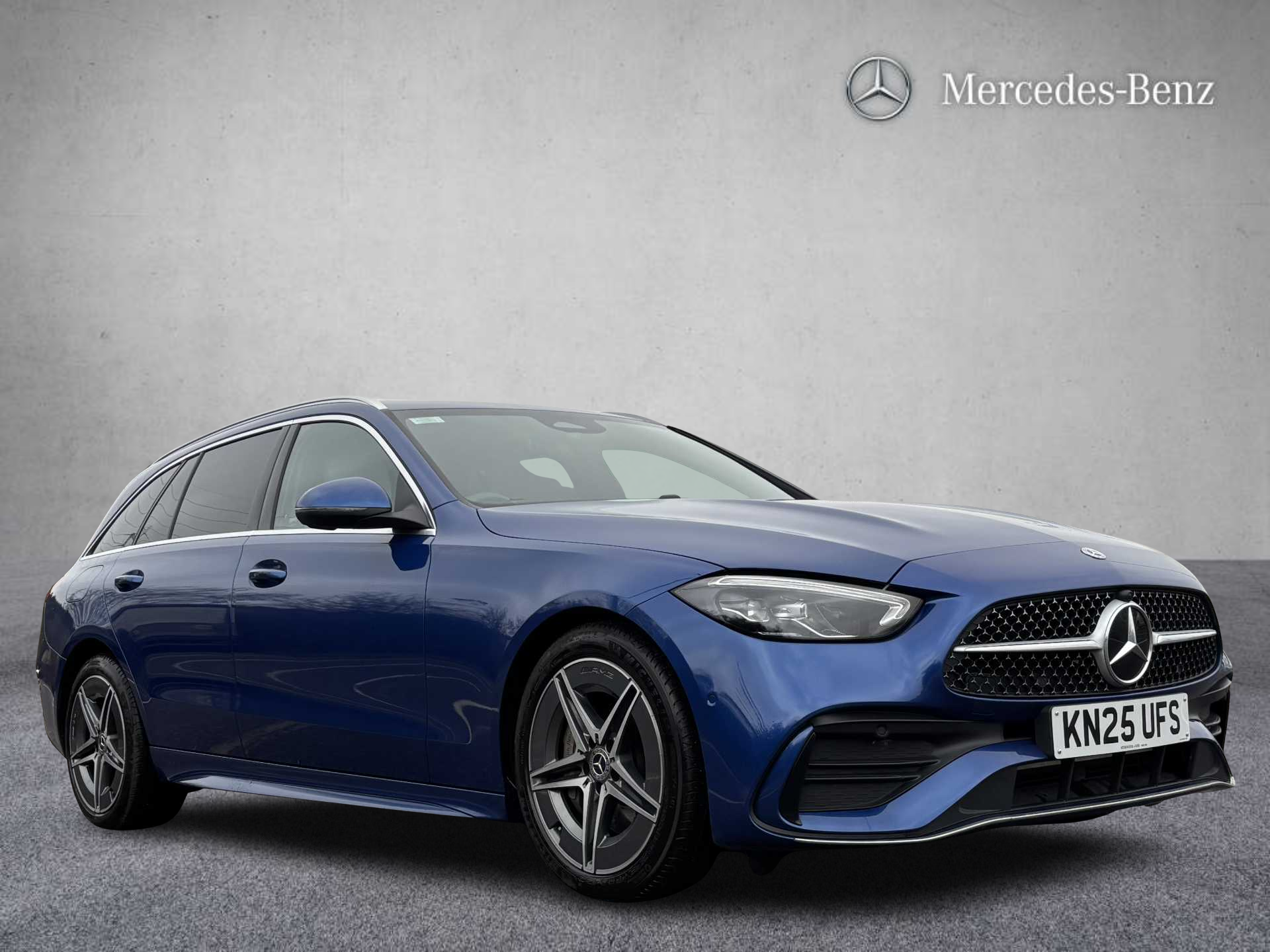 Main listing image - Mercedes-Benz C-Class Estate