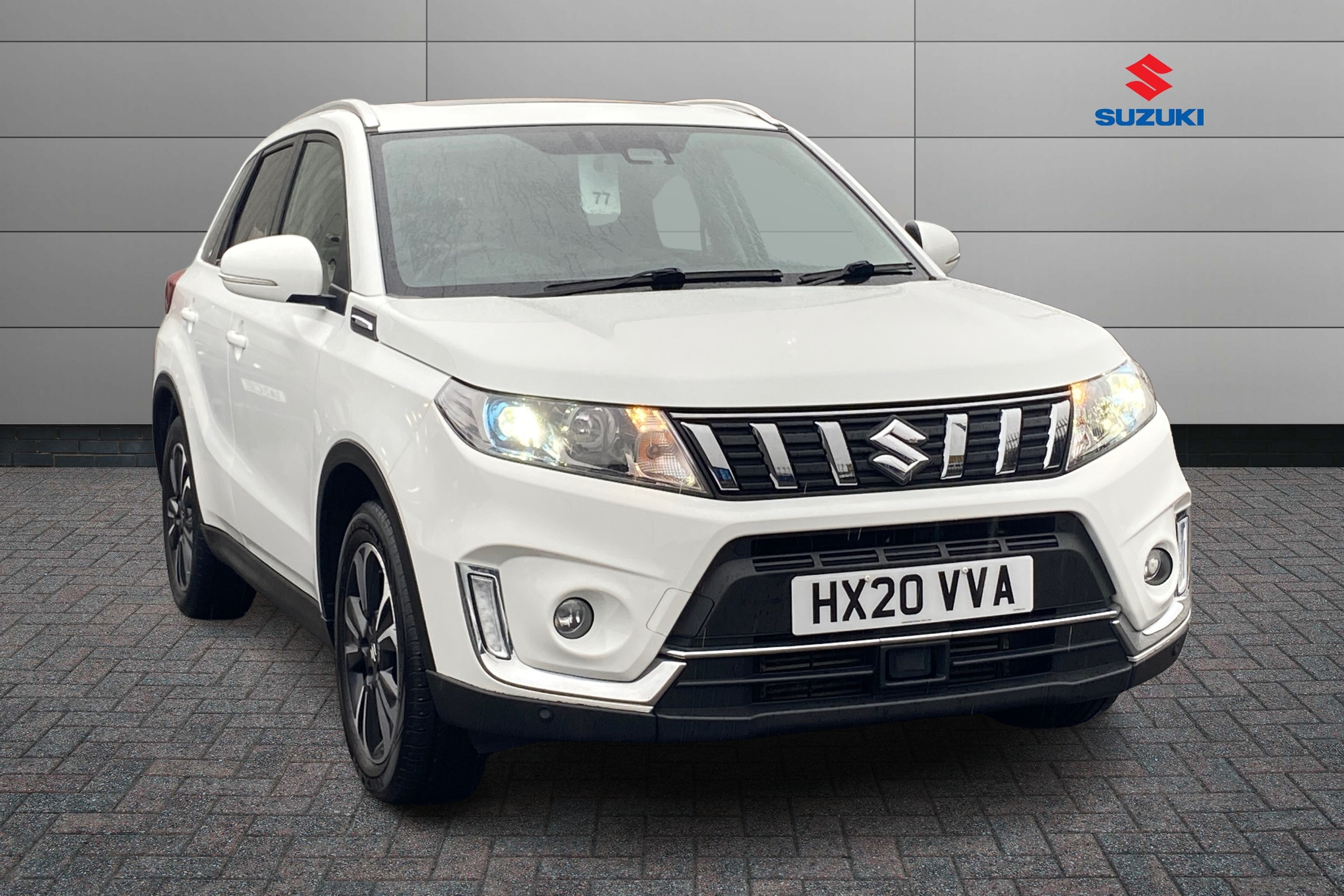 Main listing image - Suzuki Vitara