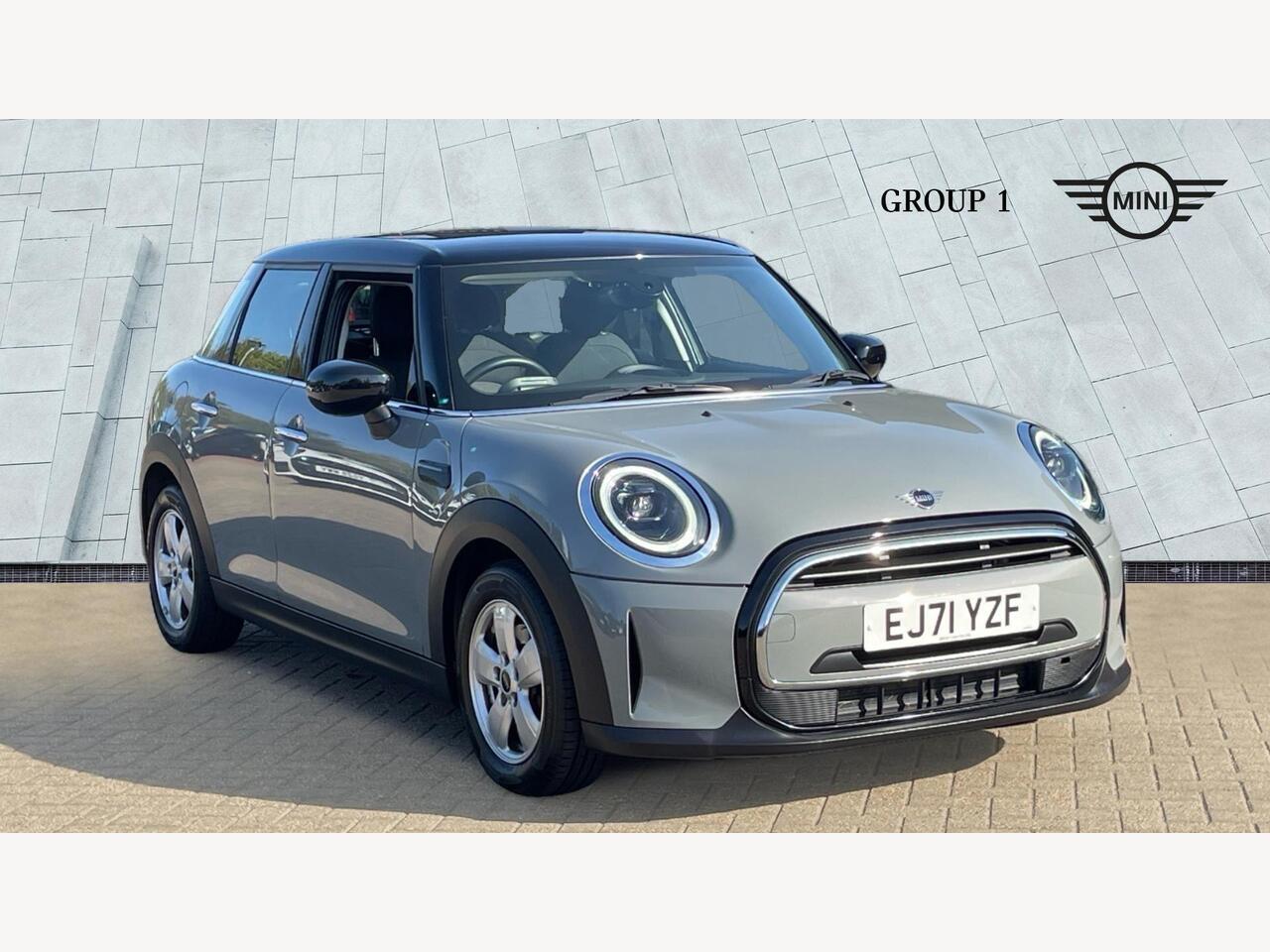 Main listing image - MINI Hatchback 5dr