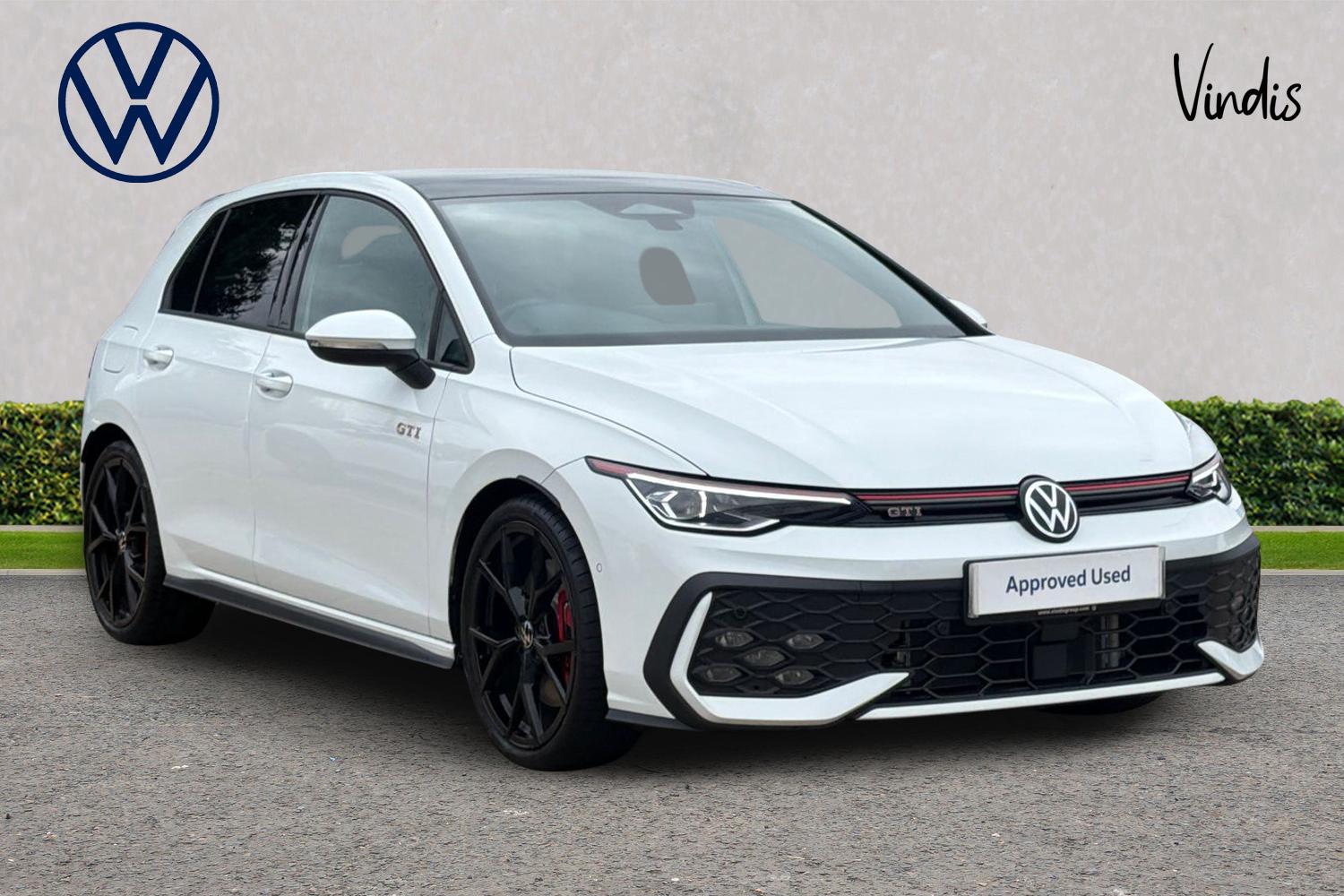 Main listing image - Volkswagen Golf