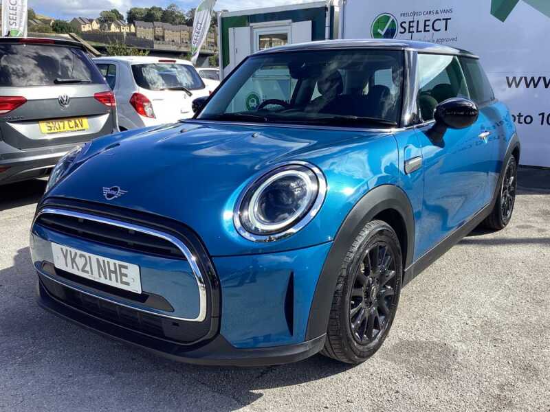 Main listing image - MINI Hatchback