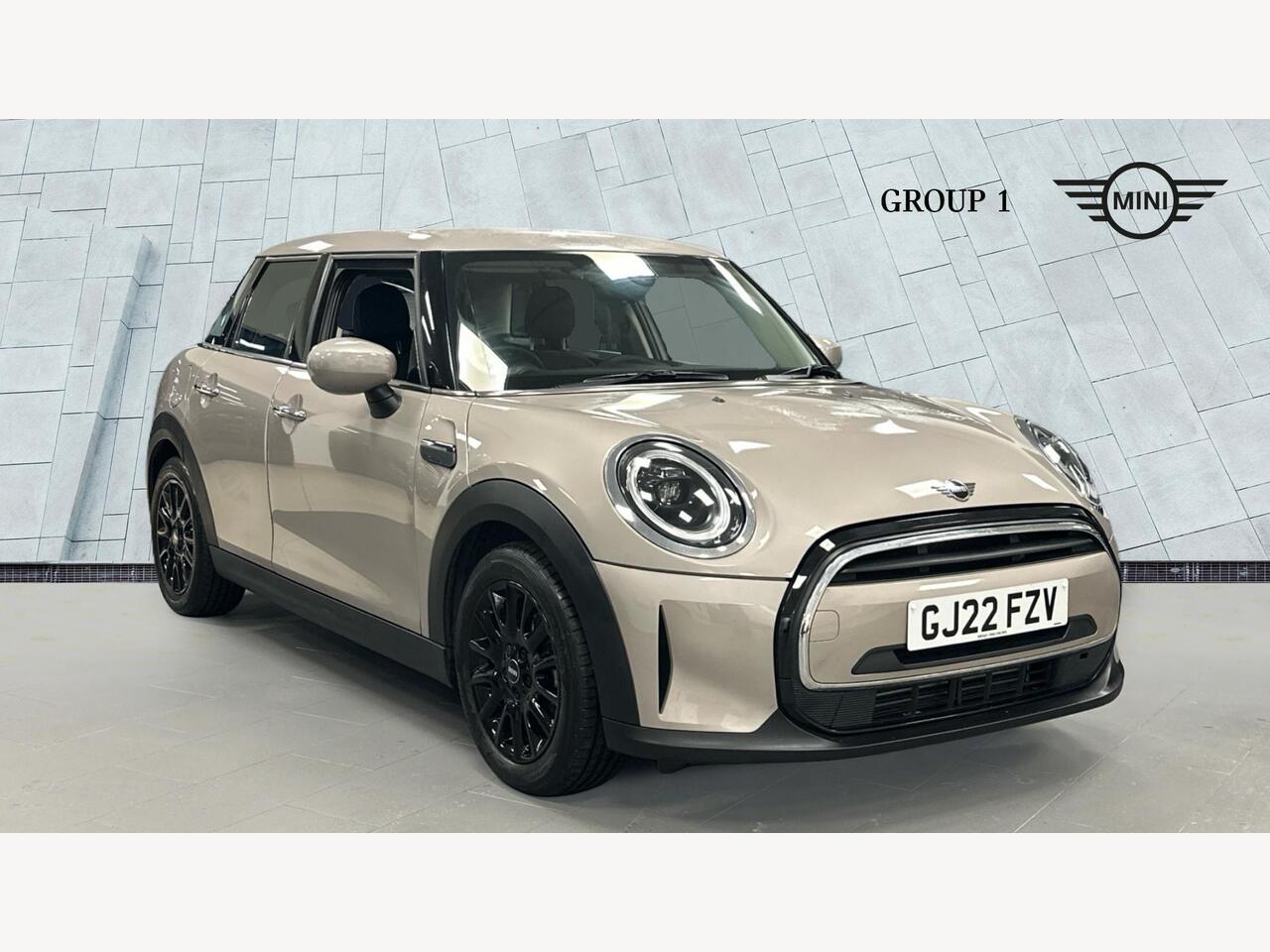 Main listing image - MINI Hatchback 5dr
