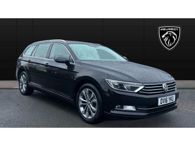 Main listing image - Volkswagen Passat Estate