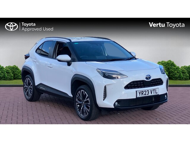 Main listing image - Toyota Yaris Cross