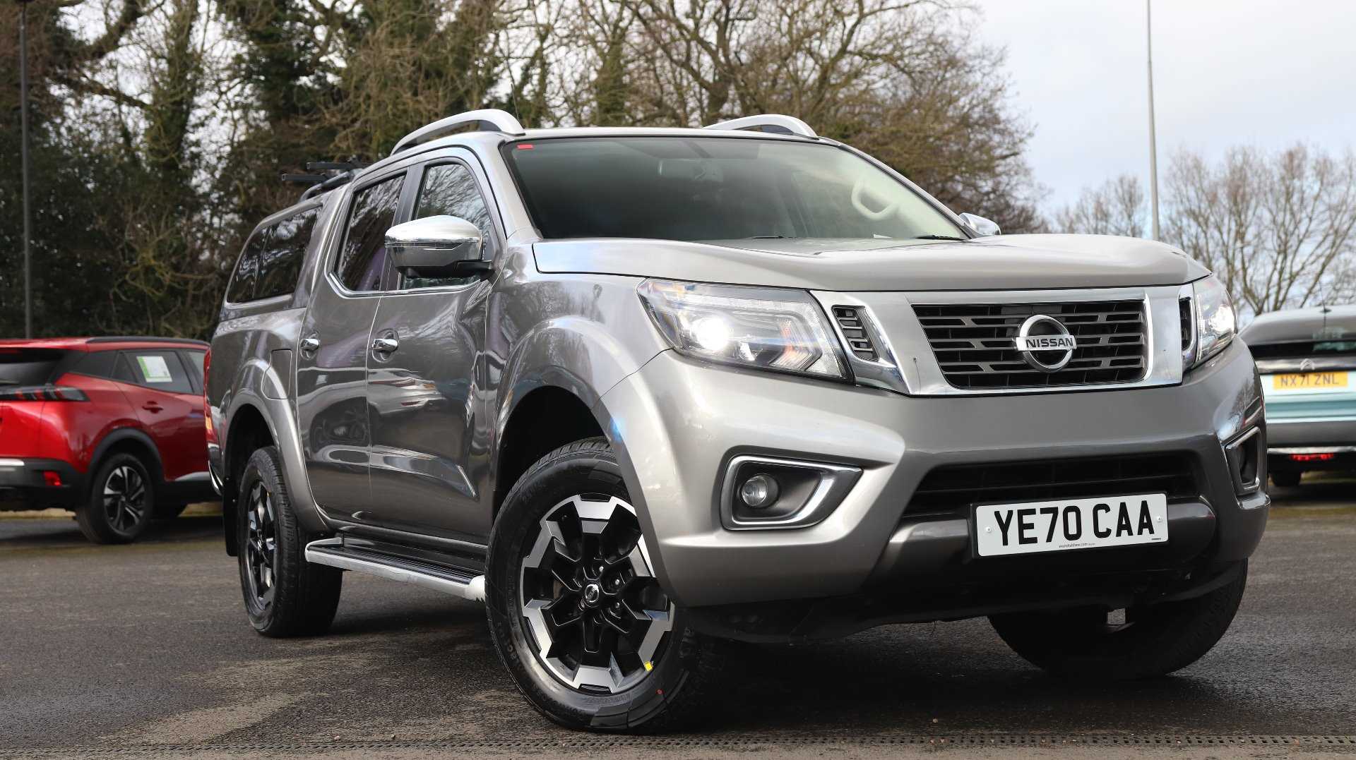 Main listing image - Nissan Navara