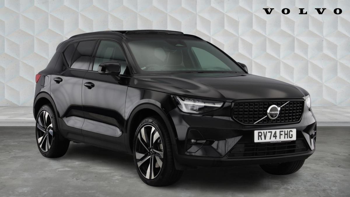 Main listing image - Volvo XC40