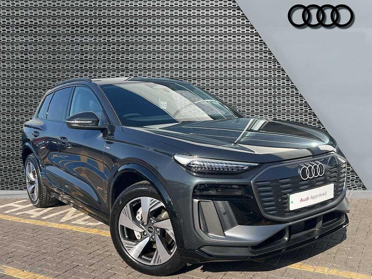 Main listing image - Audi Q6