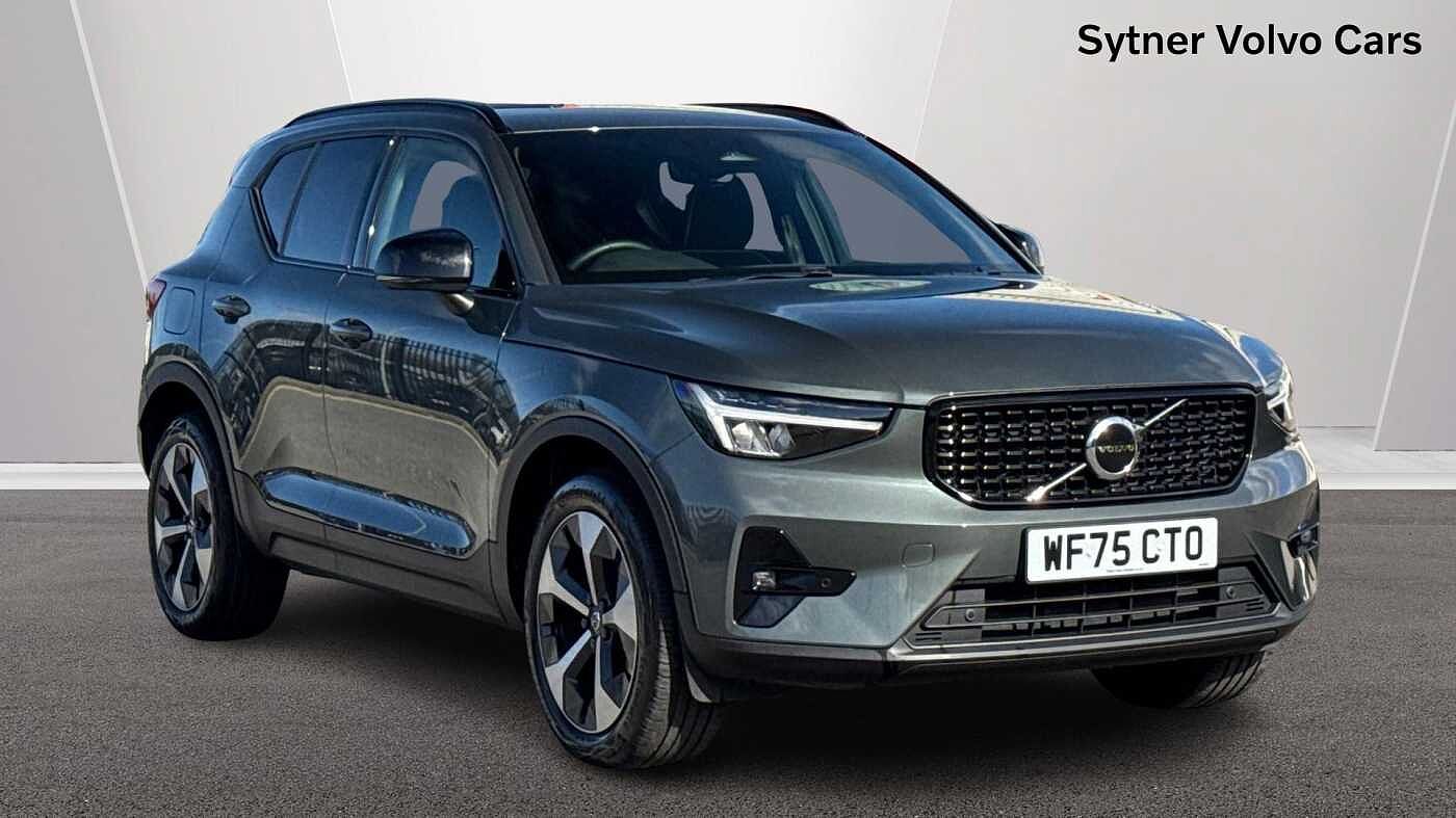 Main listing image - Volvo XC40