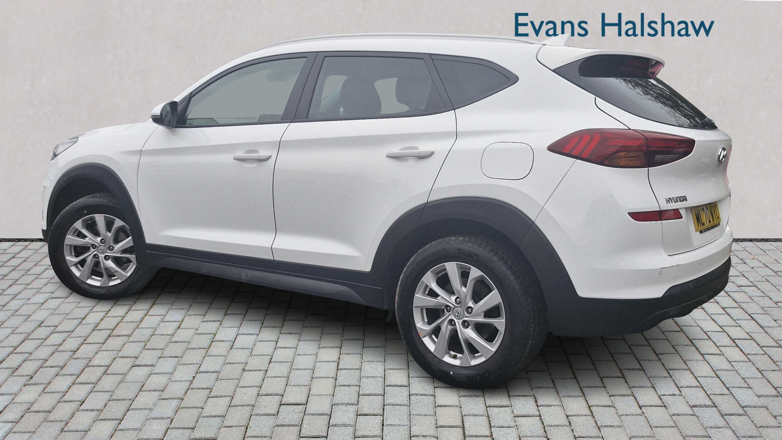 Main listing image - Hyundai Tucson