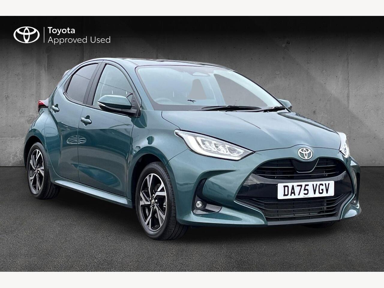 Main listing image - Toyota Yaris