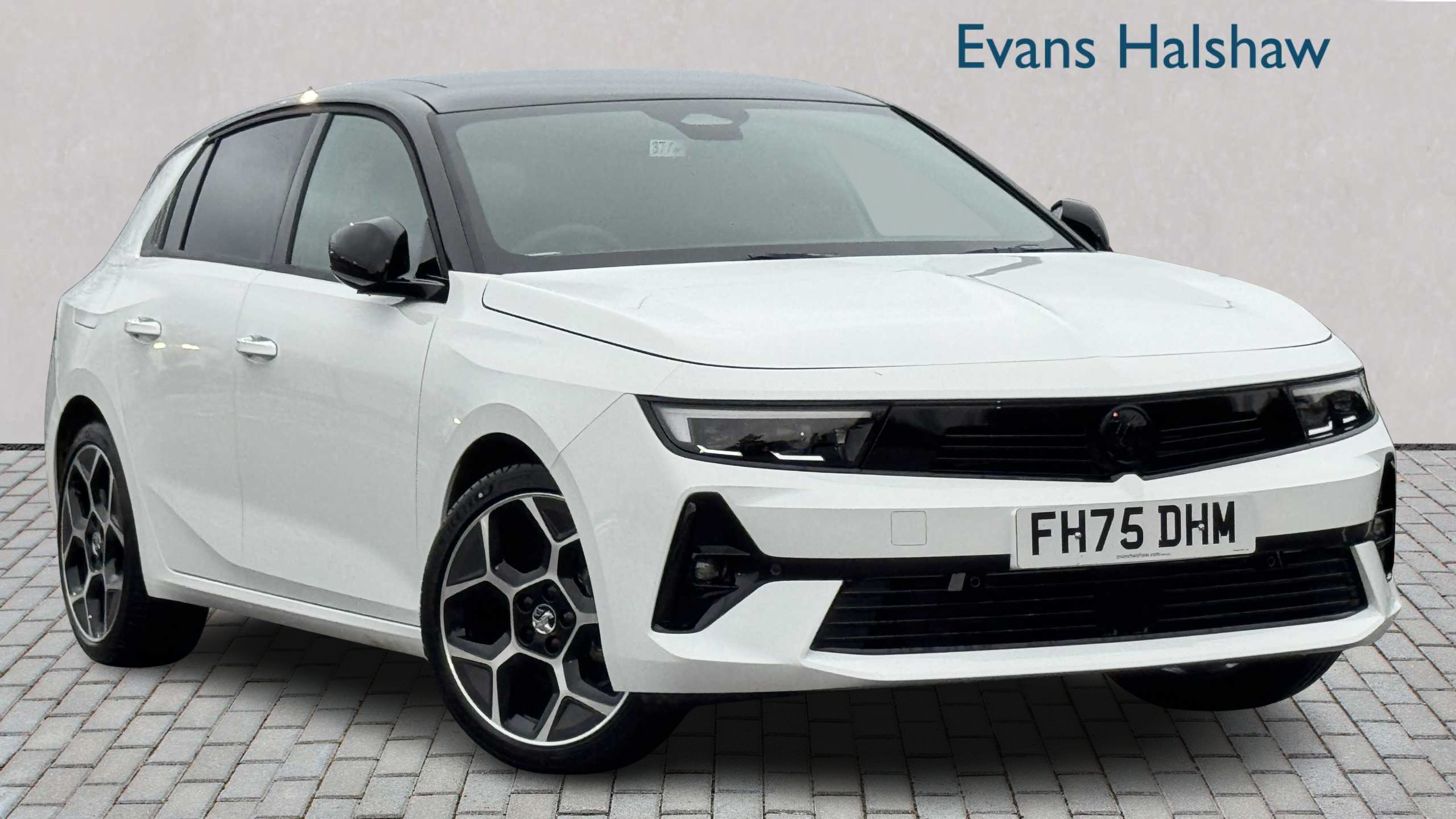 Main listing image - Vauxhall Astra