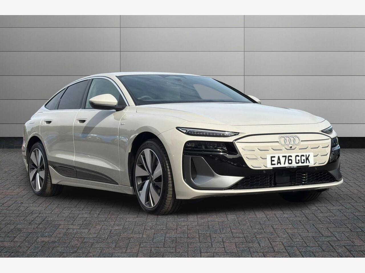 Main listing image - Audi A6