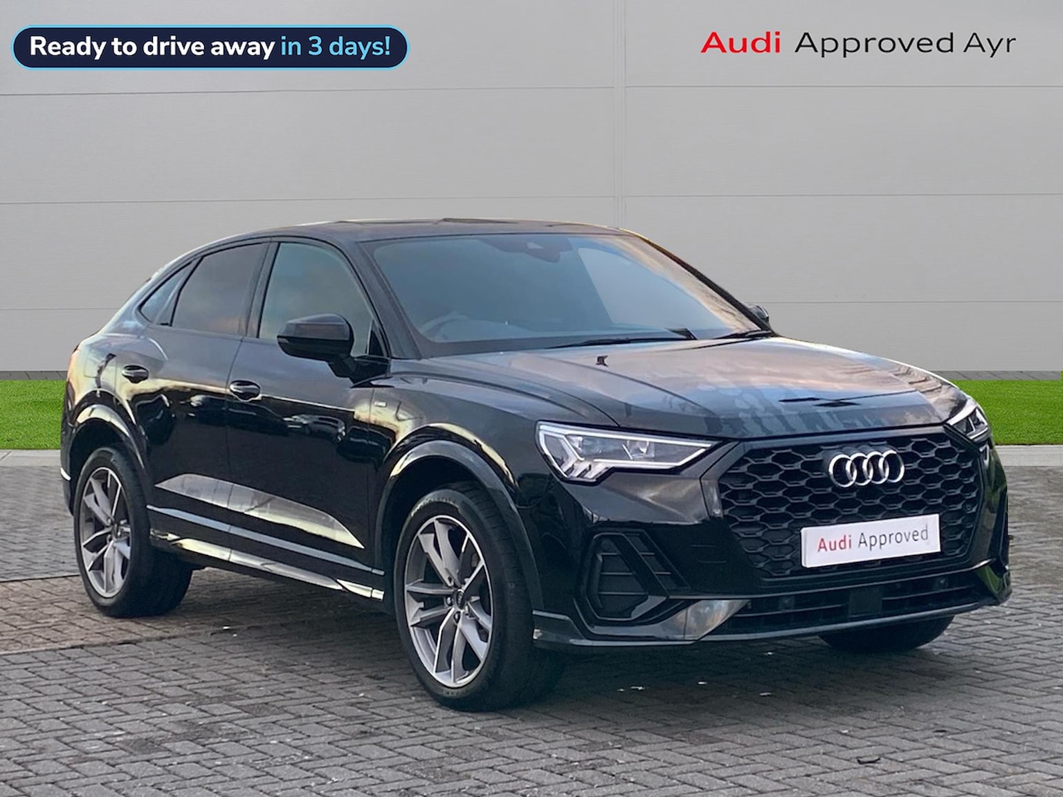 Main listing image - Audi Q3