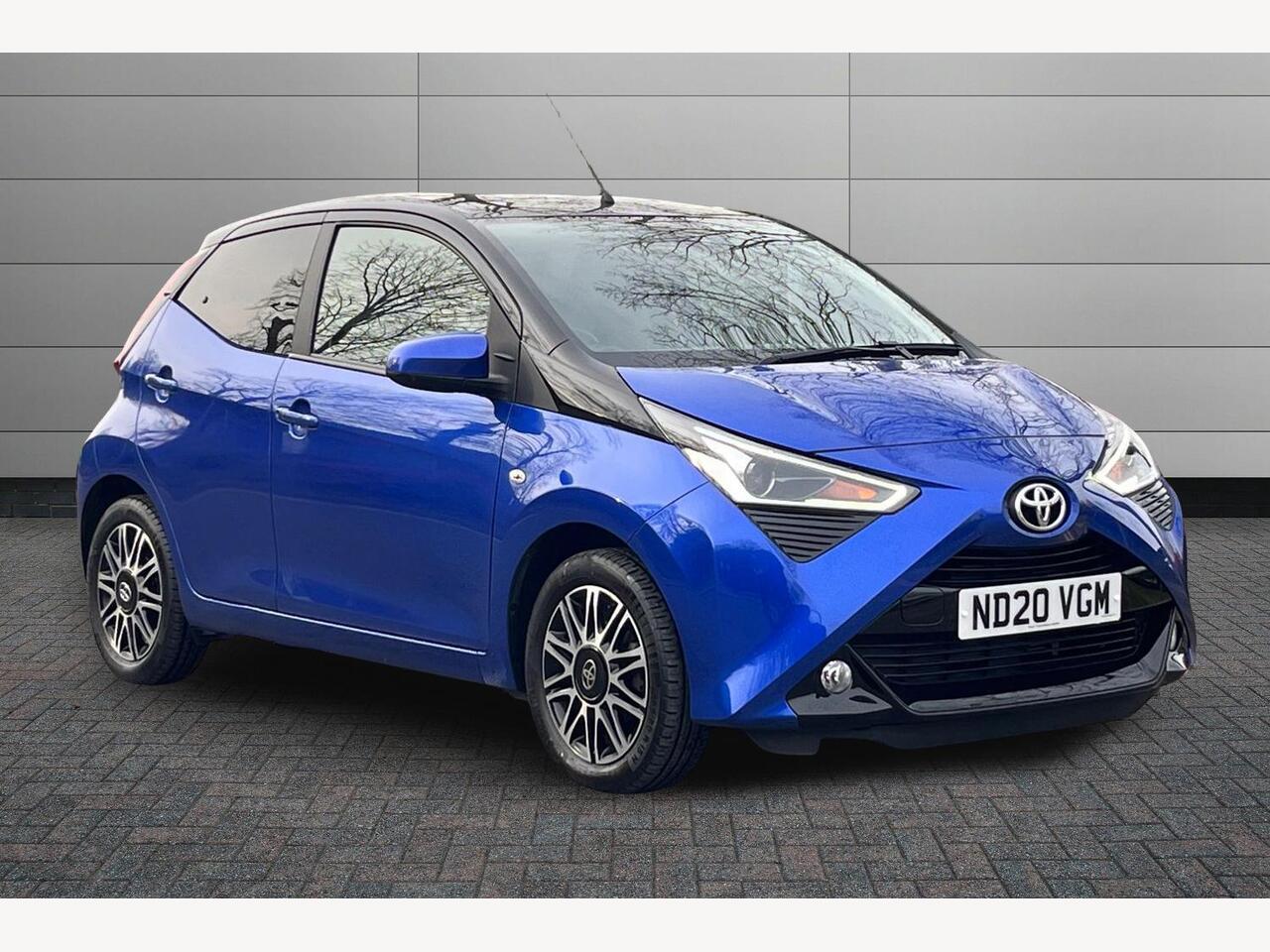 Main listing image - Toyota Aygo