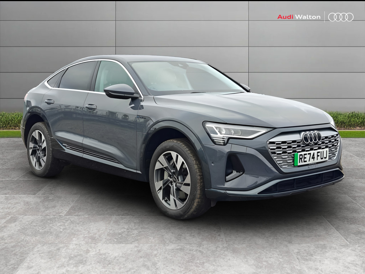 Main listing image - Audi Q8 e-tron