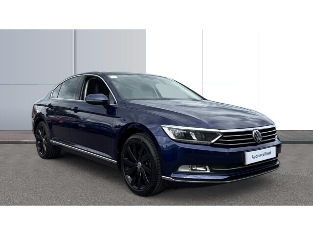 Main listing image - Volkswagen Passat