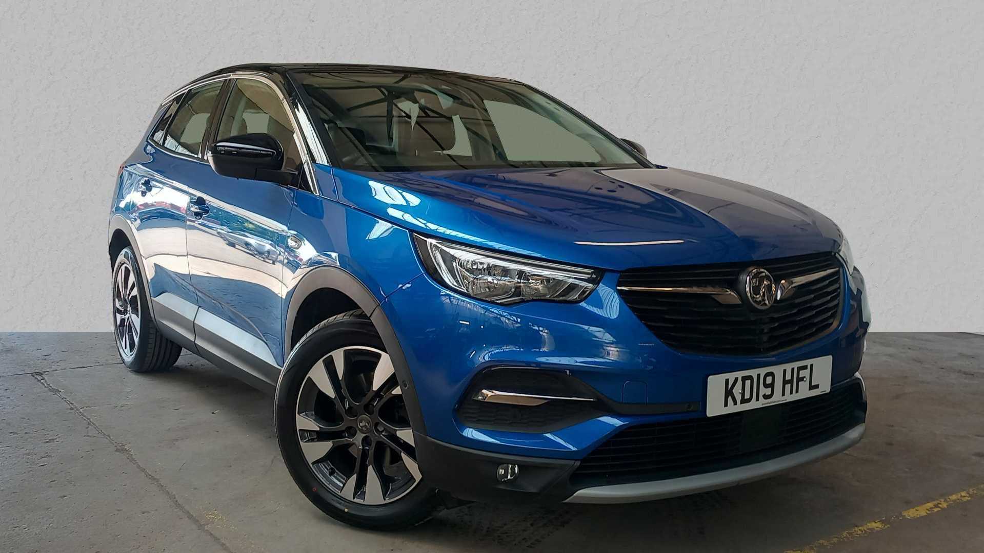 Main listing image - Vauxhall Grandland X