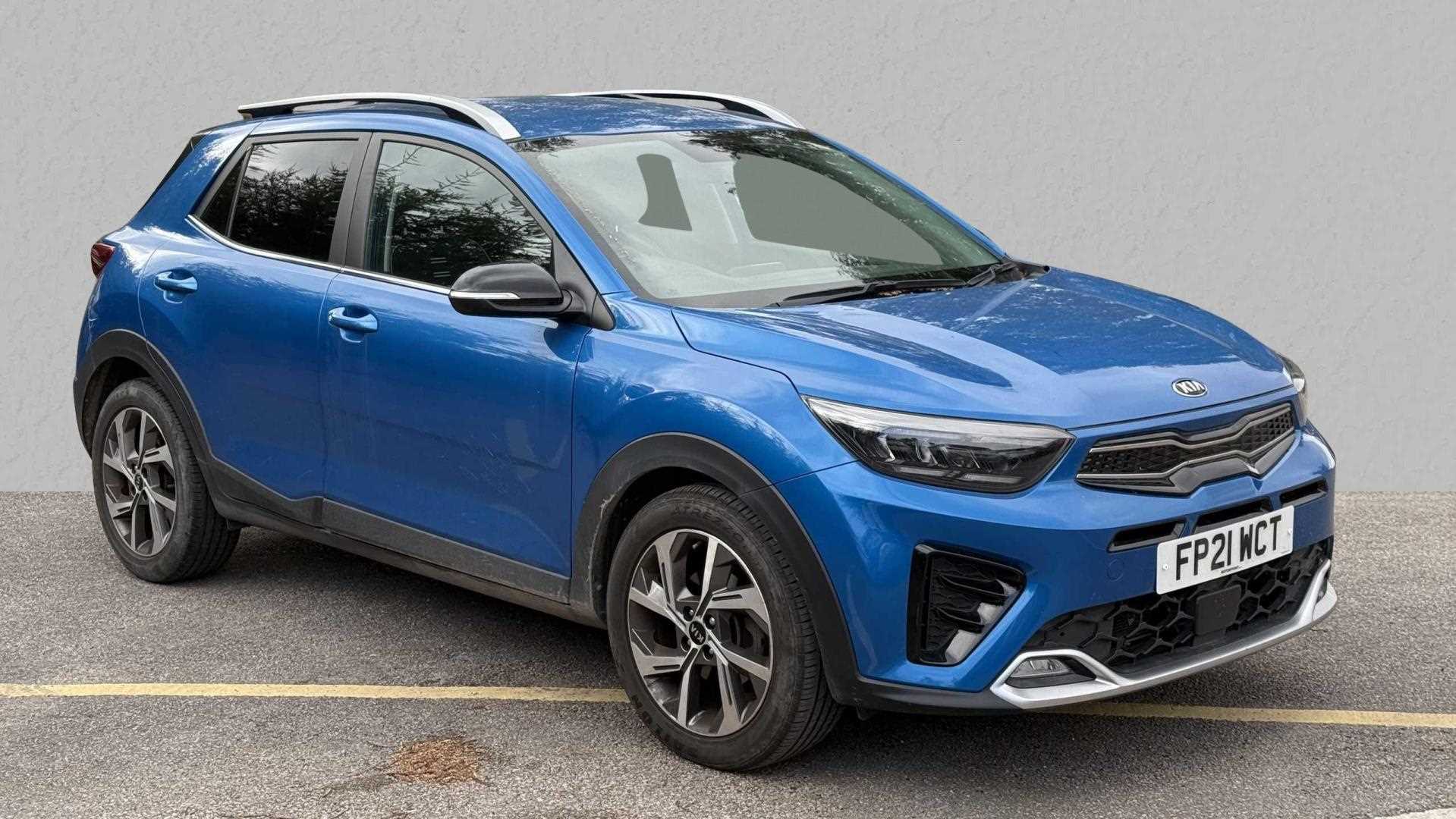 Main listing image - Kia Stonic