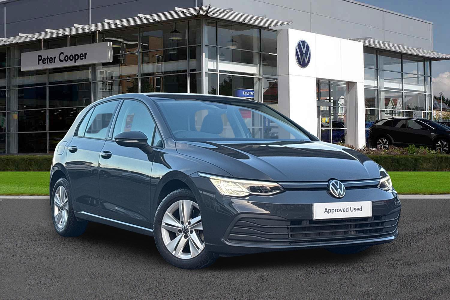Main listing image - Volkswagen Golf