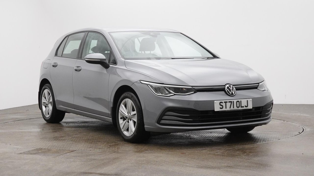 Main listing image - Volkswagen Golf