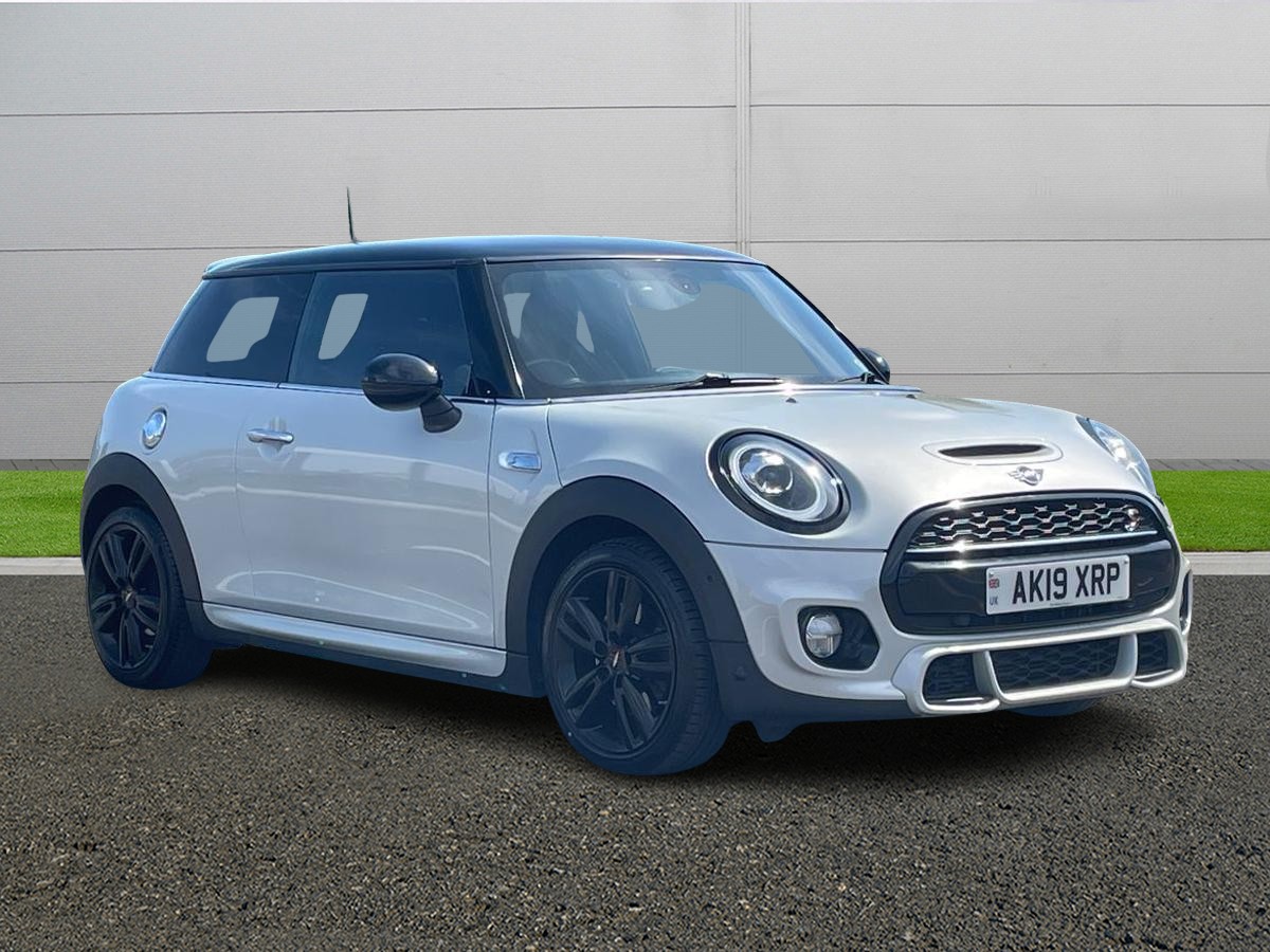Main listing image - MINI Hatchback