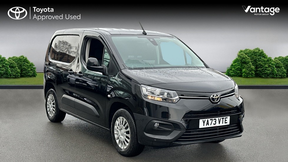 Main listing image - Toyota Proace City