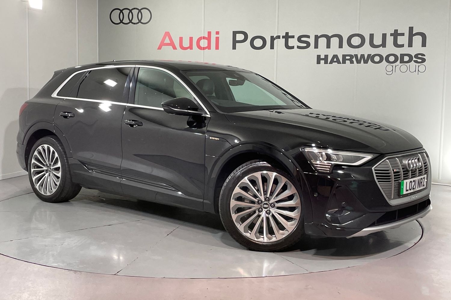 Main listing image - Audi e-tron S