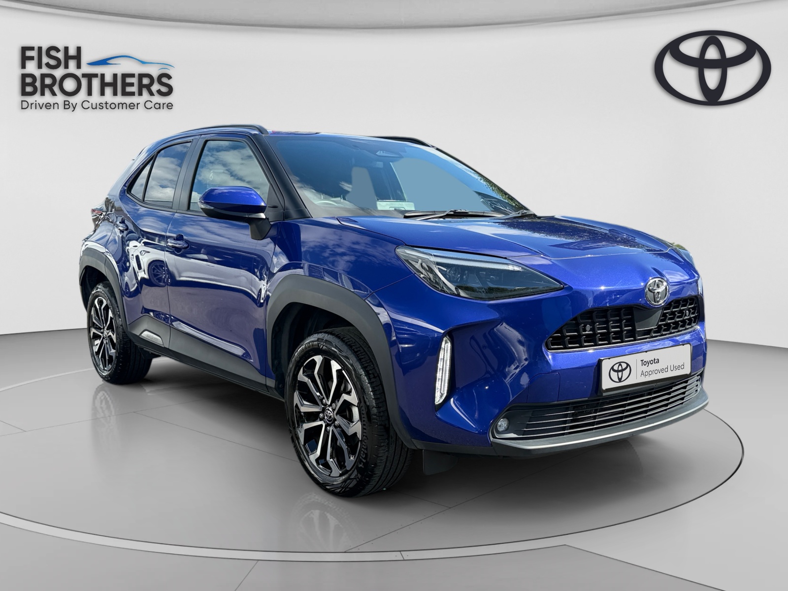 Main listing image - Toyota Yaris Cross