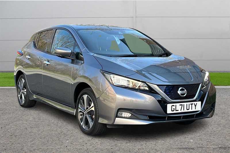 Main listing image - Nissan Leaf