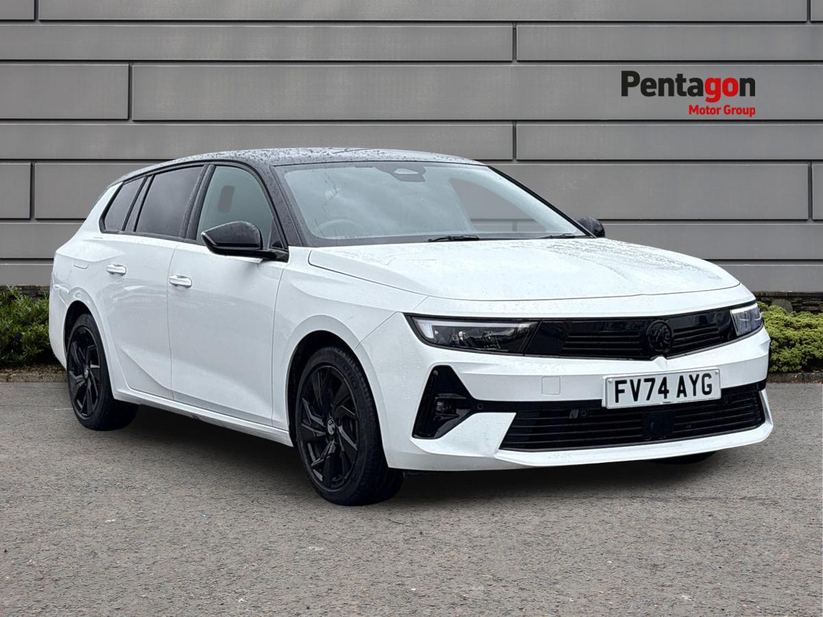 Main listing image - Vauxhall Astra Sports Tourer